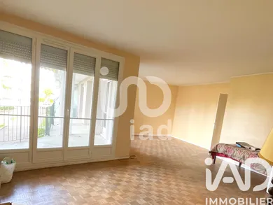 Apartment in Choisy-le-Roi (94600)