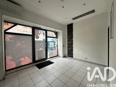 Building in Villeneuve-sur-Lot (47300)