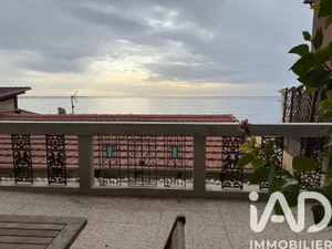 Appartement à EZE Bord de mer (06360)