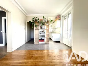 Apartment in Bois-Colombes (92270)