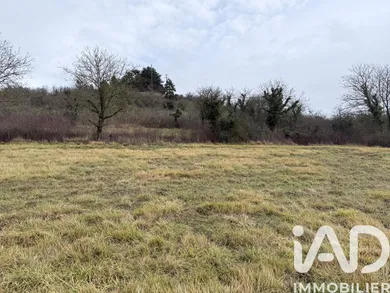 Building plot in Saint-Aubin-sur-Yonne (89300)