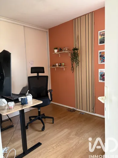 Apartment in Bordeaux (33200)