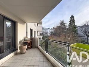 Apartment in La Garenne-Colombes (92250)