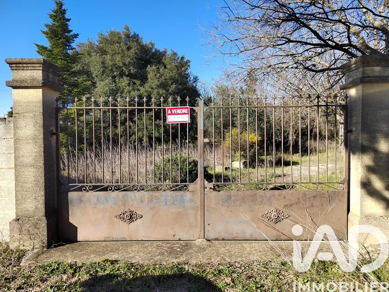Terrain à bâtir à Camaret-sur-Aigues (84850) · 137 000 €