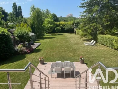 Architectural house in Soisy-sur-Seine (91450)