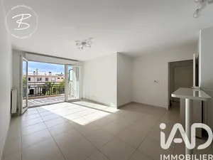 Apartment in Toulon (83100)