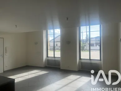 Apartment in Villenave-d'Ornon (33140)