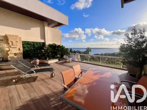 Apartment in Cannes (06400)