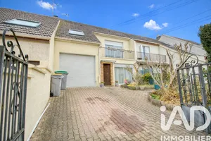 House in Fosses (95470)