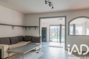 Townhouse in Nandy (77176)