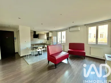 Apartment in Villeurbanne (69100)
