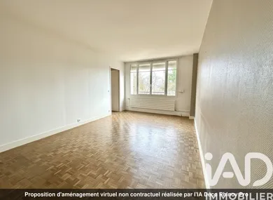 Apartment in Bougival (78380)