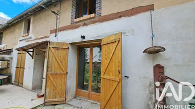 Townhouse in Sainte-Geneviève-des-Bois (45230)