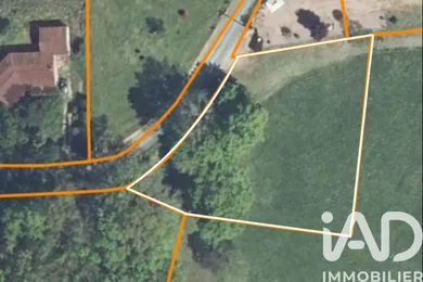 Terrain à bâtir à Saint-Pardoux-la-Rivière (24470)