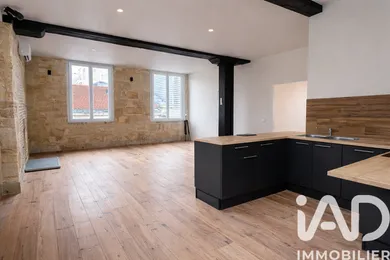 Apartment in Bordeaux (33800)