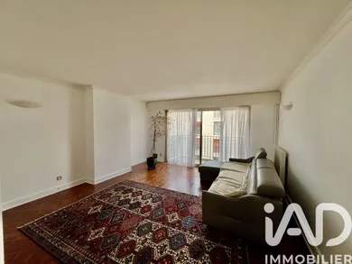 Appartement à Versailles (78000)