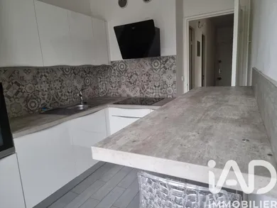 Apartment in Marseille (13008)