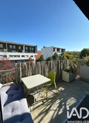 Apartment in Nantes (44100)