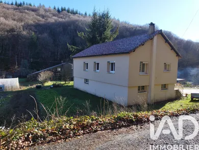 Maison de campagne à Sauclières (12230)