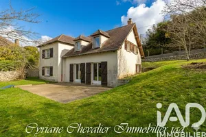 House in Jumeauville (78580)