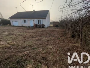 House in La Chapelle-sur-Loire (37140)