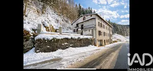 Immeuble à Hauts de Bienne (39400)