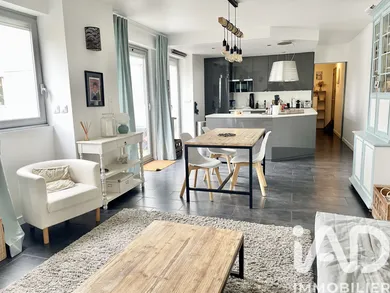 Apartment in Saint-Herblain (44800)