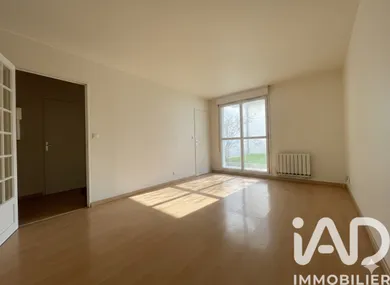 Appartement à Mantes-la-Jolie (78200)