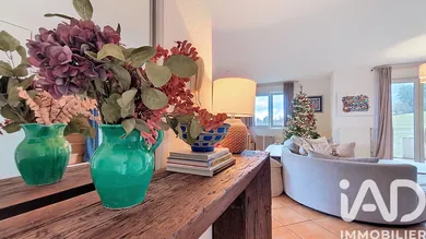 Triplex in Collonges-sous-Salève (74160)