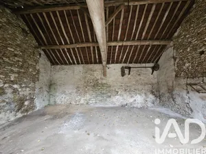 Barn in Chapet (78540)