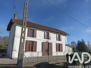 House in Cavignac (33620)
