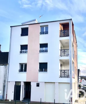 Apartment in Breuillet (91650)