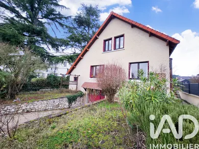 Maison traditionnelle à Conflans-Sainte-Honorine (78700)