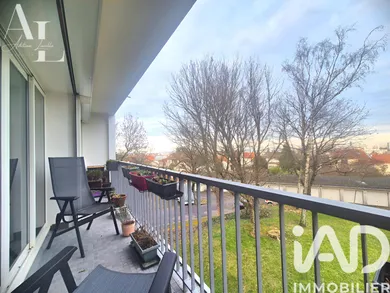 Apartment in Châtillon (92320)