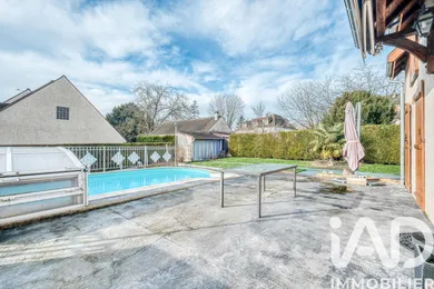 Detached house in Annet-sur-Marne (77410)