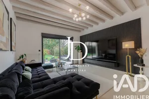 Maison traditionnelle à Dammartin-en-Goële (77230)