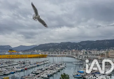 Appartement à Toulon (83000)