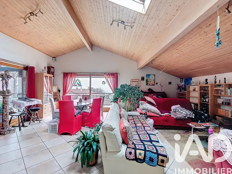 Maison 9 pièces 190 m² · à Cranves-Sales · 190 m² · 699 000 €