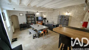 Maison de campagne à Saint-Cyr-les-Colons (89800)