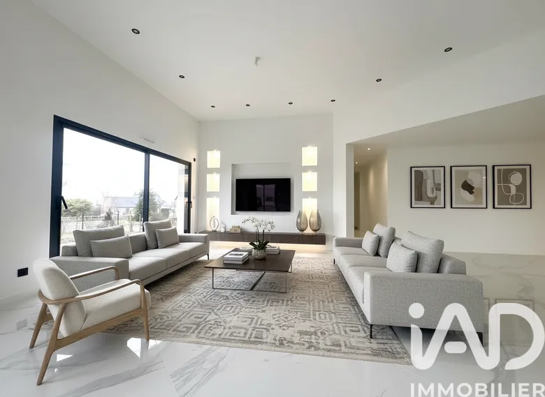 Maison 5 pièces 142 m² · à Saint-Aignan-sur-Roë · 142 m² · 275 000 €