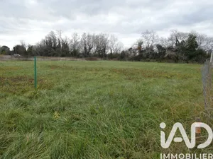 Terrain à bâtir à Donzère (26290)