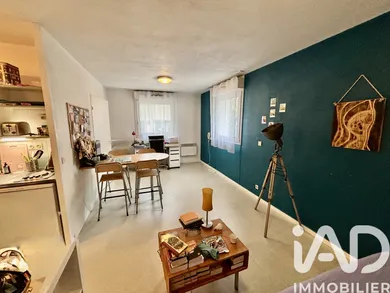 Studio à Bordeaux (33800)