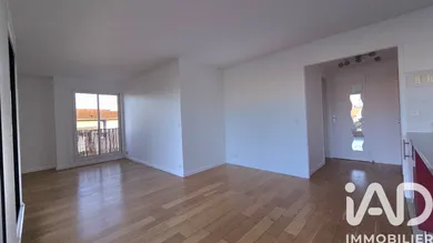 Apartment in L'Haÿ-les-Roses (94240)