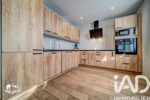 Village house in Oron (57590)