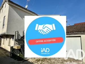 Building in Sainte-Savine (10300)