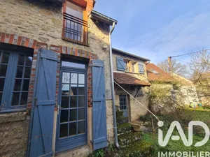 Park home in Césarville-Dossainville (45300)