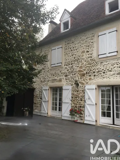 Demeure à Carrère (64160)