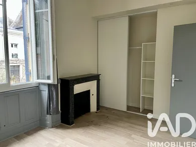 Immeuble à Thiviers (24800)