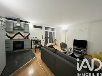 Apartment in Villejuif (94800)