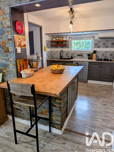 Maison à Saint-Sauveur-de-Puynormand (33660)